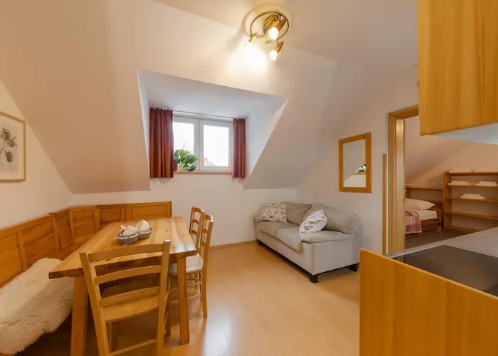 Rozle كْرانْيِسكا غورا